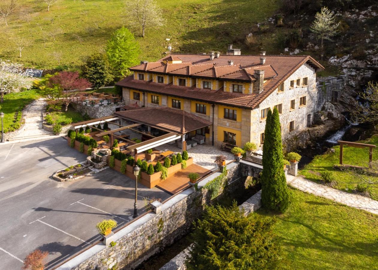 Logis Hotel Restaurante La Casa De Juansabeli Аренас-де-Кабралес Экстерьер фото